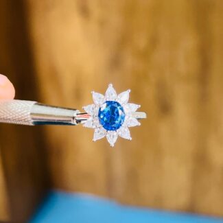 BLUE SAPHIRE RING